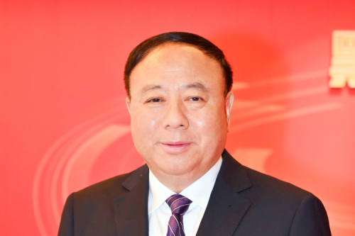 全國人大代表李寅2025年提案--關(guān)于推動分布式電源高質(zhì)量、有序發(fā)展，助力“雙碳”目標(biāo)實(shí)現(xiàn)的建議